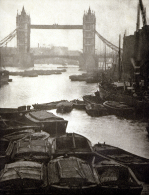 © GEH/31-Studio - Alvin Langdon Coburn - Tower Bridge - 31-Studio Platinum Print