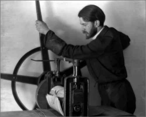 Alvin Langdon Coburn - 31-Studio Folios - "The Copper Plate Press"