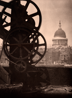 © GEH/31-Studio - Alvin Langdon Coburn - St Pauls & Cogs - 31-Studio Platinum Print