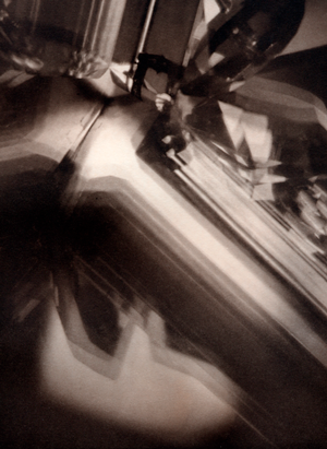 © GEH/31-Studio - Alvin Langdon Coburn - Vortograph - 31-Studio Platinum Print